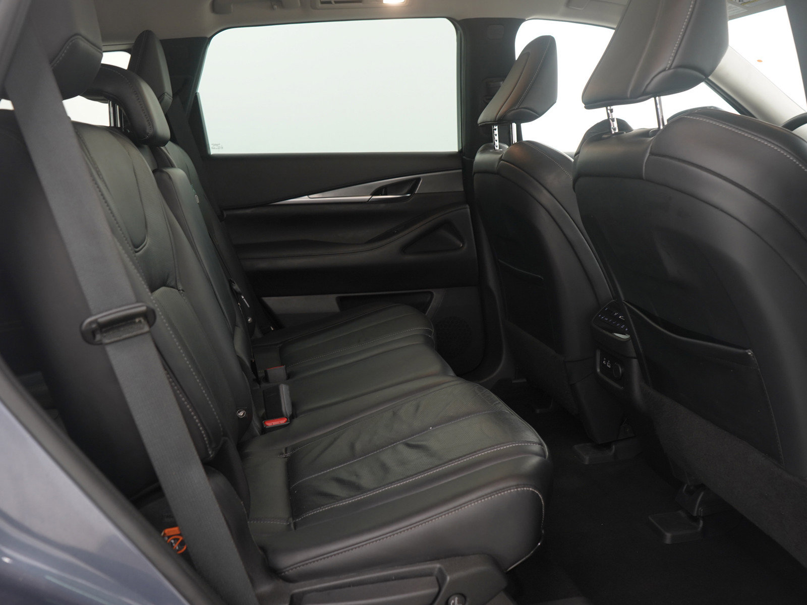 Used 2023 INFINITI QX60 Luxe image 15