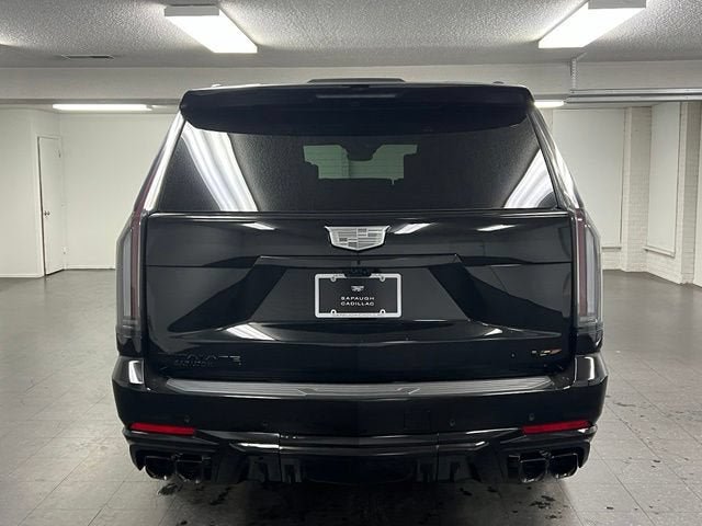 New 2026 Cadillac Escalade ESV V w/ LPO, ONYX Package AWD/4WD image 4