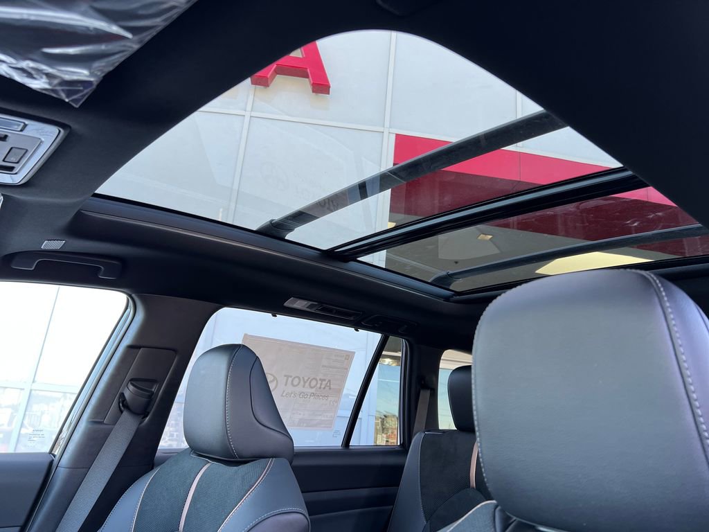 New 2026 Toyota Grand Highlander AWD Hybrid image 21