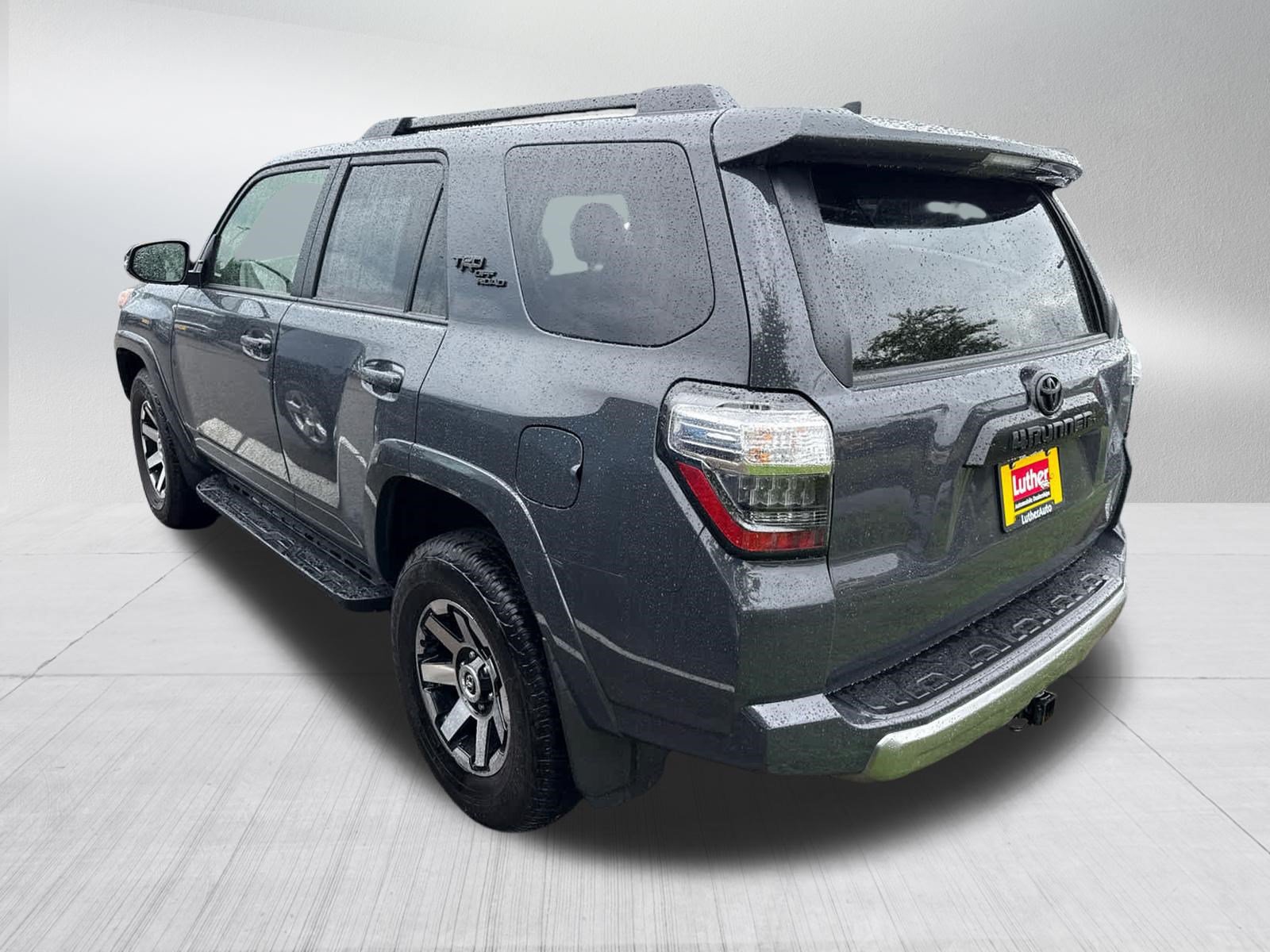 Used 2024 Toyota 4Runner TRD Off-Road Premium w/ Off Road Premium Plus Package AWD/4WD image 4