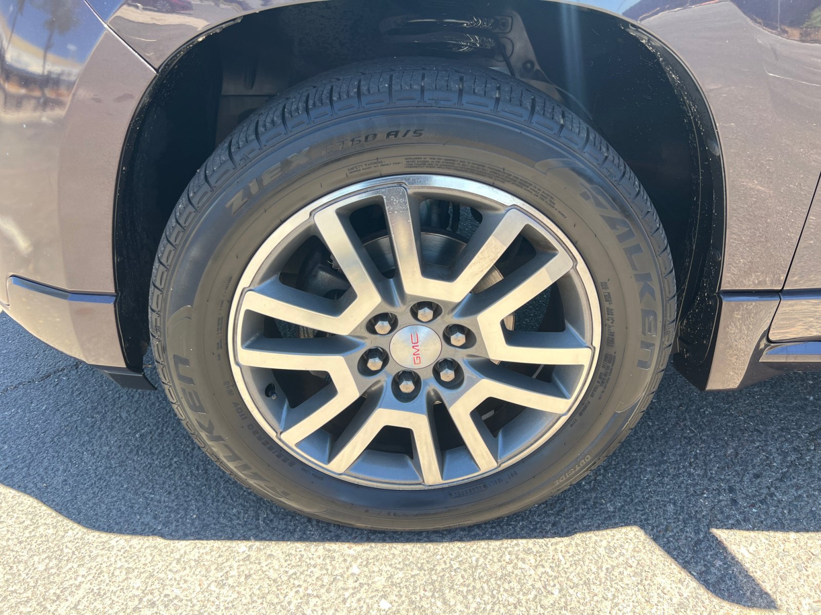 Used 2015 GMC Acadia Denali FWD image 26