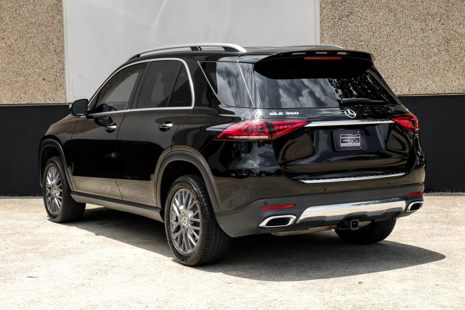 Used 2021 Mercedes-Benz GLE 350 w/ Premium Package image 14