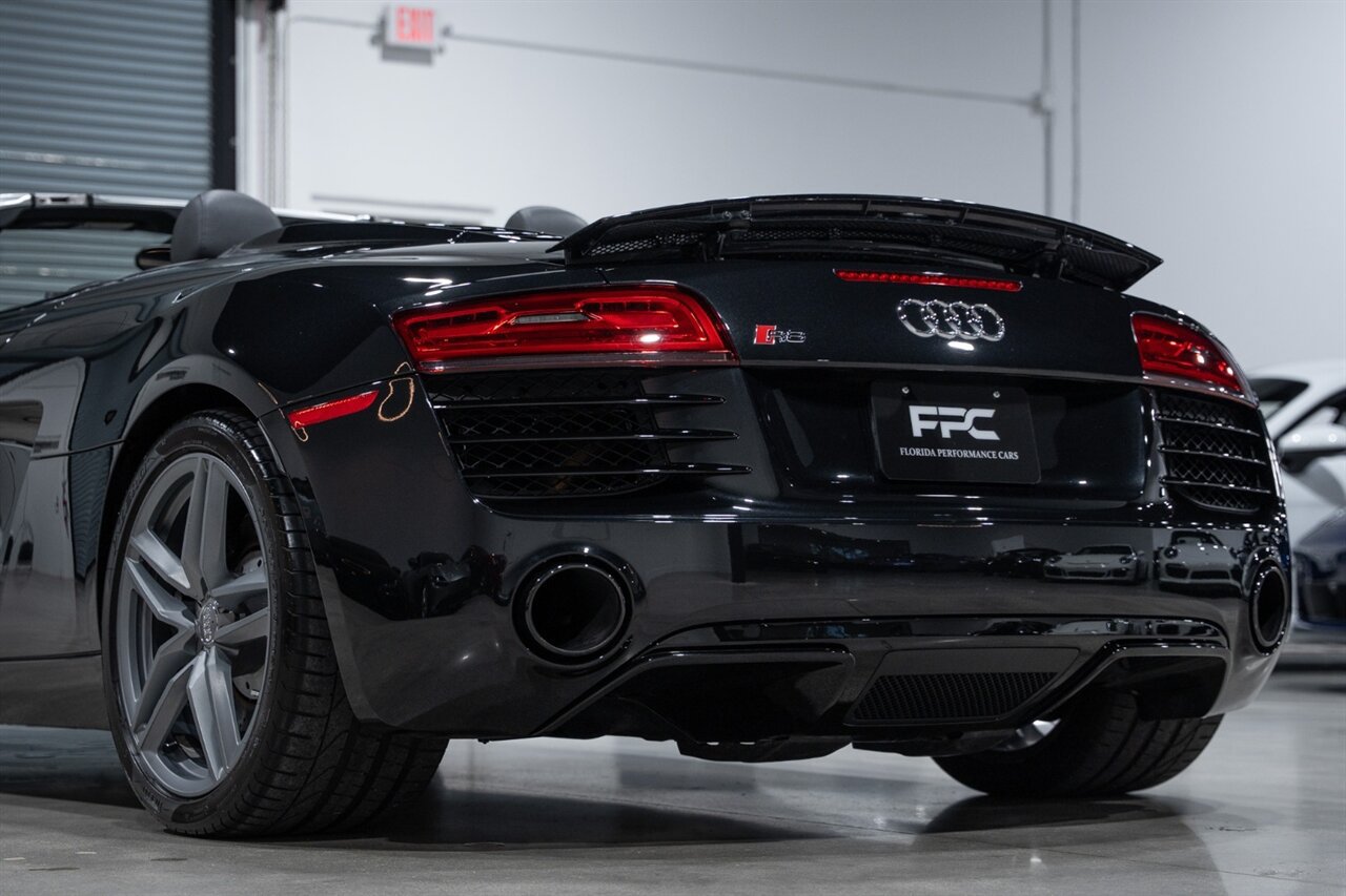 Used 2014 Audi R8 V8 AWD/4WD image 19