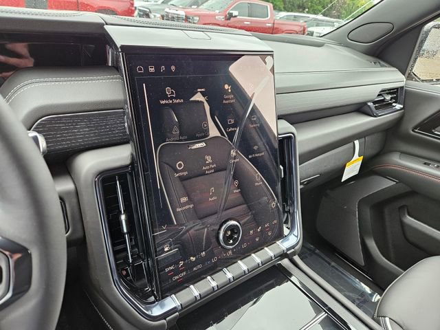 New 2026 GMC Yukon XL AT4 Ultimate AWD/4WD image 31