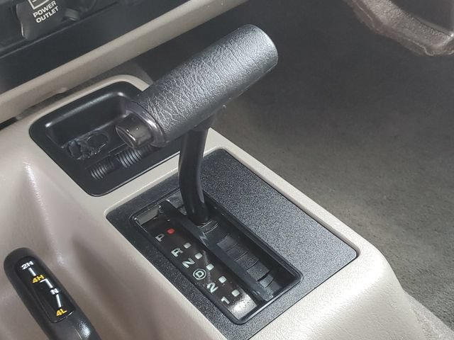 Used 2003 Jeep Wrangler Sahara AWD/4WD image 19
