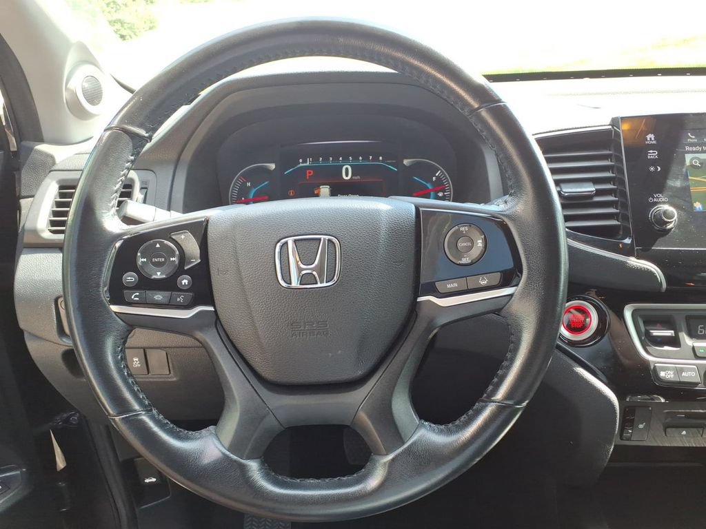Used 2019 Honda Pilot Touring image 17