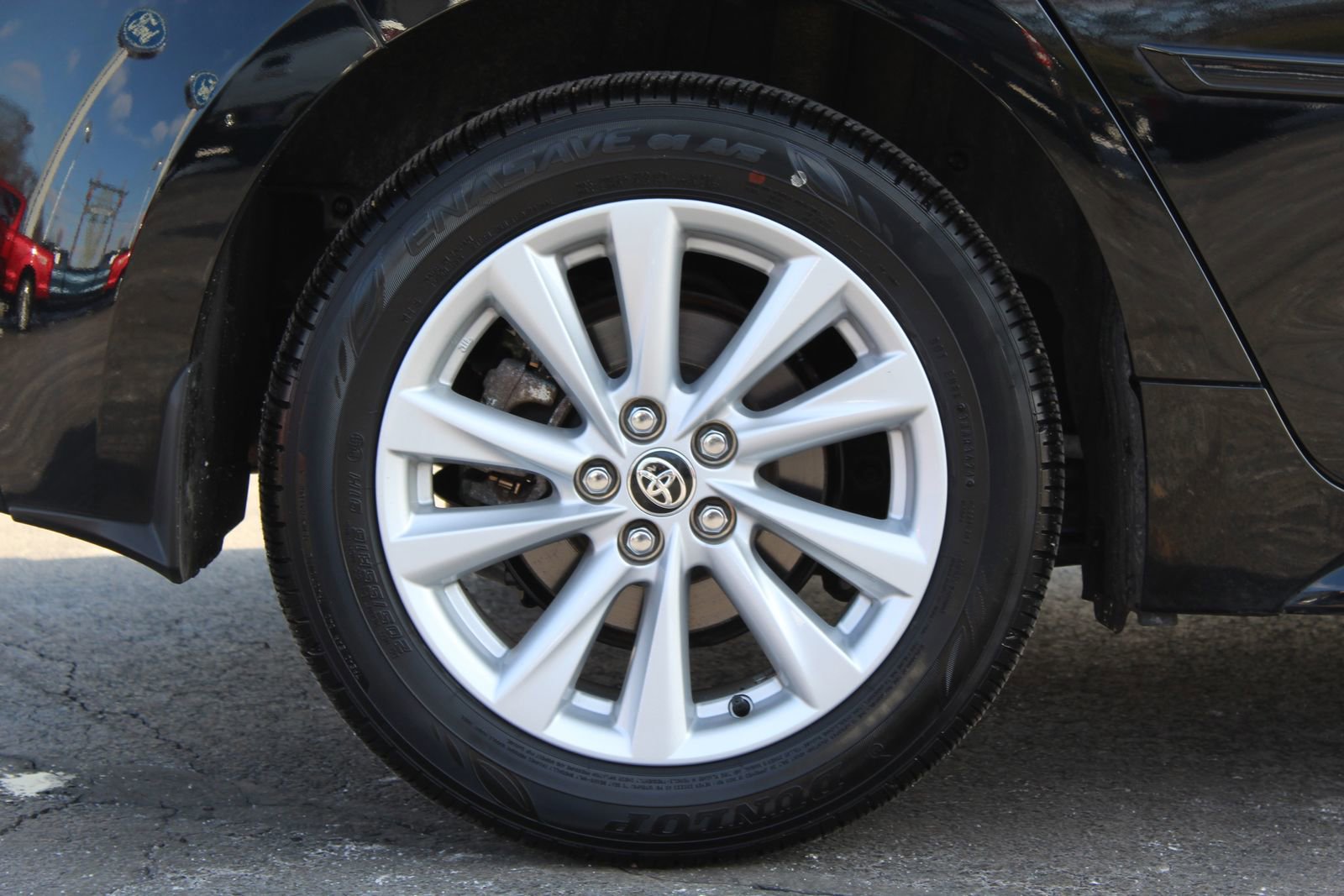 Used 2025 Toyota Corolla SE image 26