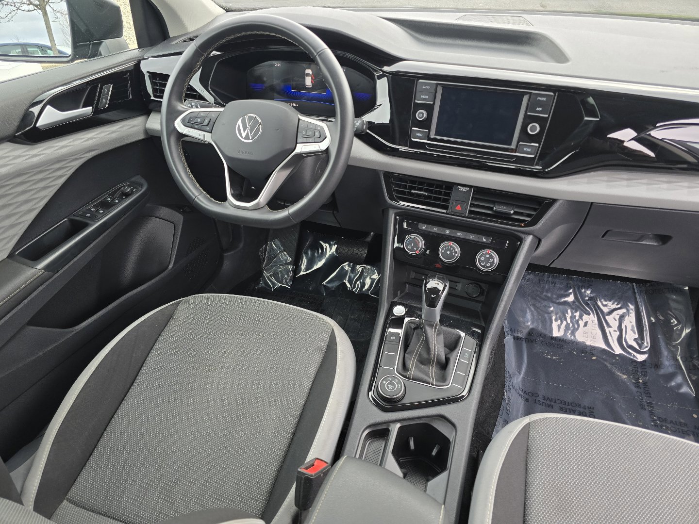 Used 2024 Volkswagen Taos S AWD/4WD image 27