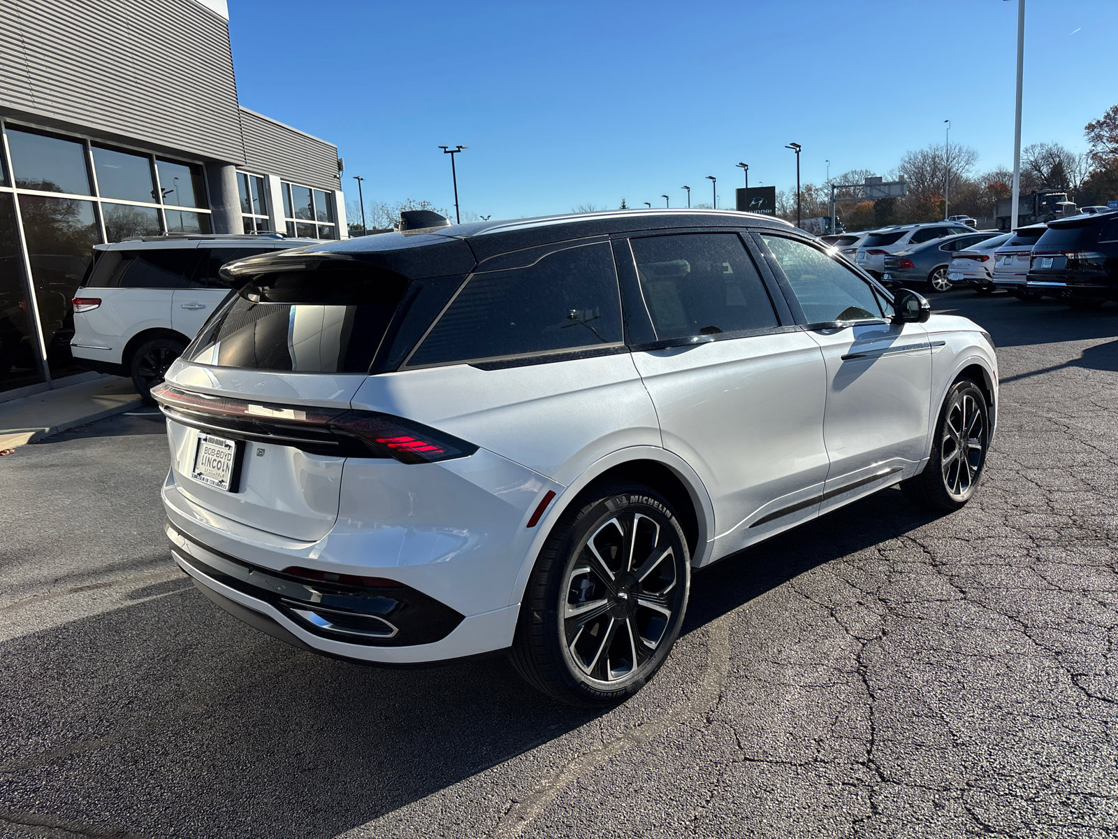 New 2026 Lincoln Nautilus Reserve image 7