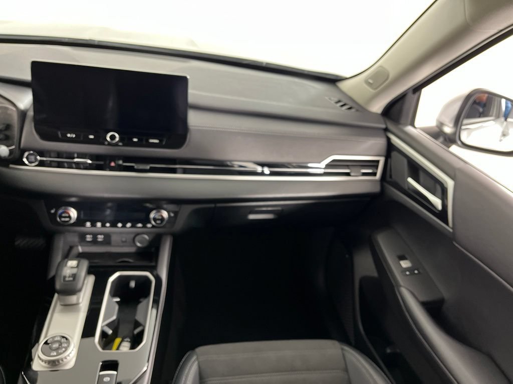Used 2025 Mitsubishi Outlander SE AWD/4WD image 23