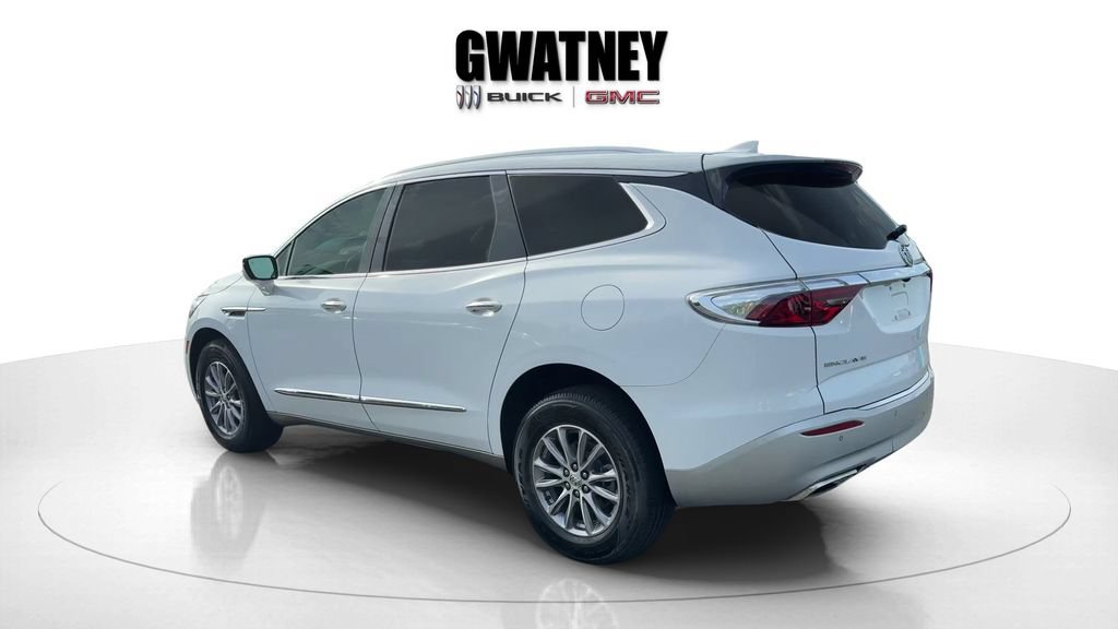 Used 2024 Buick Enclave Essence FWD image 5