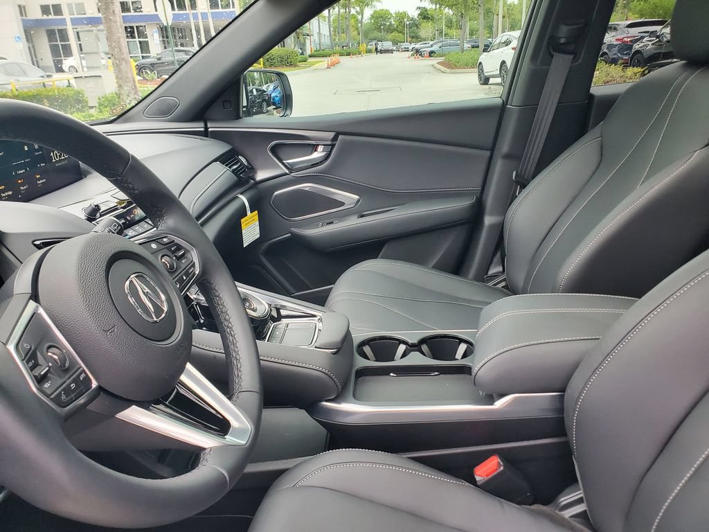 Used 2026 Acura RDX SH-AWD image 16