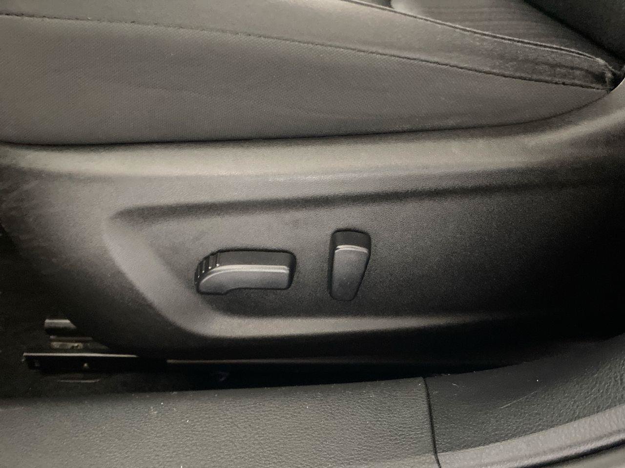 Used 2024 Nissan Altima 2.5 SV FWD image 11