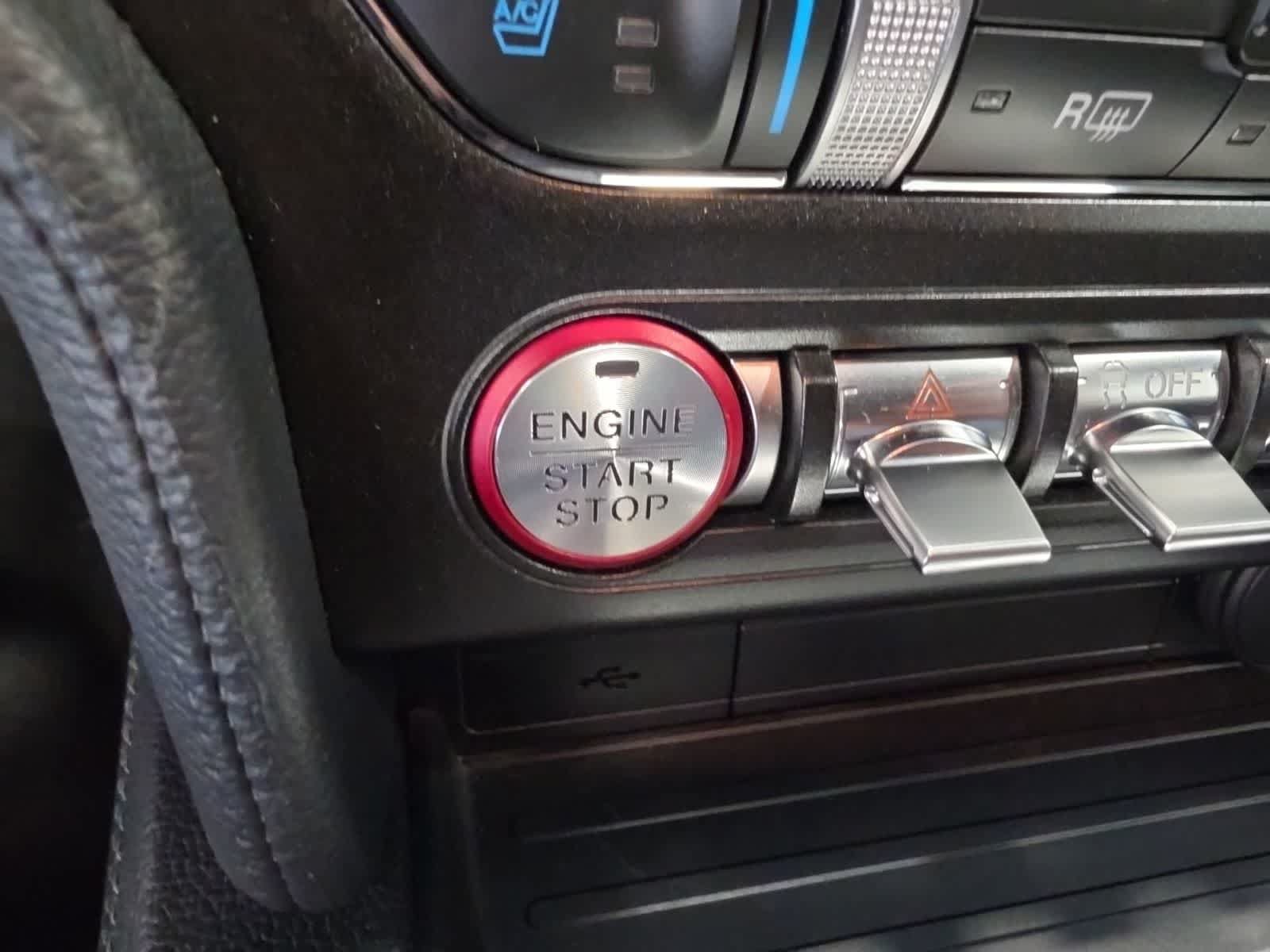 Used 2020 Ford Mustang Bullitt RWD image 27