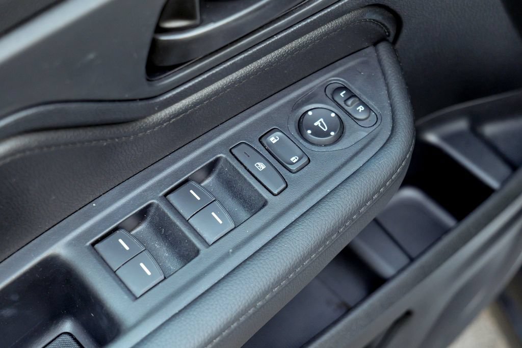 Used 2025 Honda Odyssey EX-L image 19