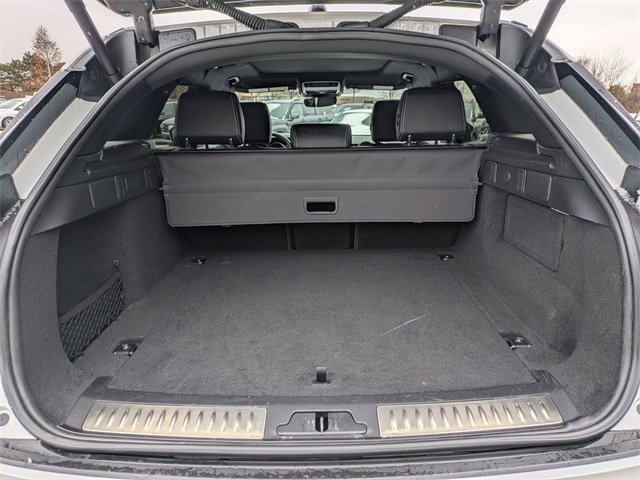 Used 2023 Land Rover Range Rover Velar R-Dynamic S image 16