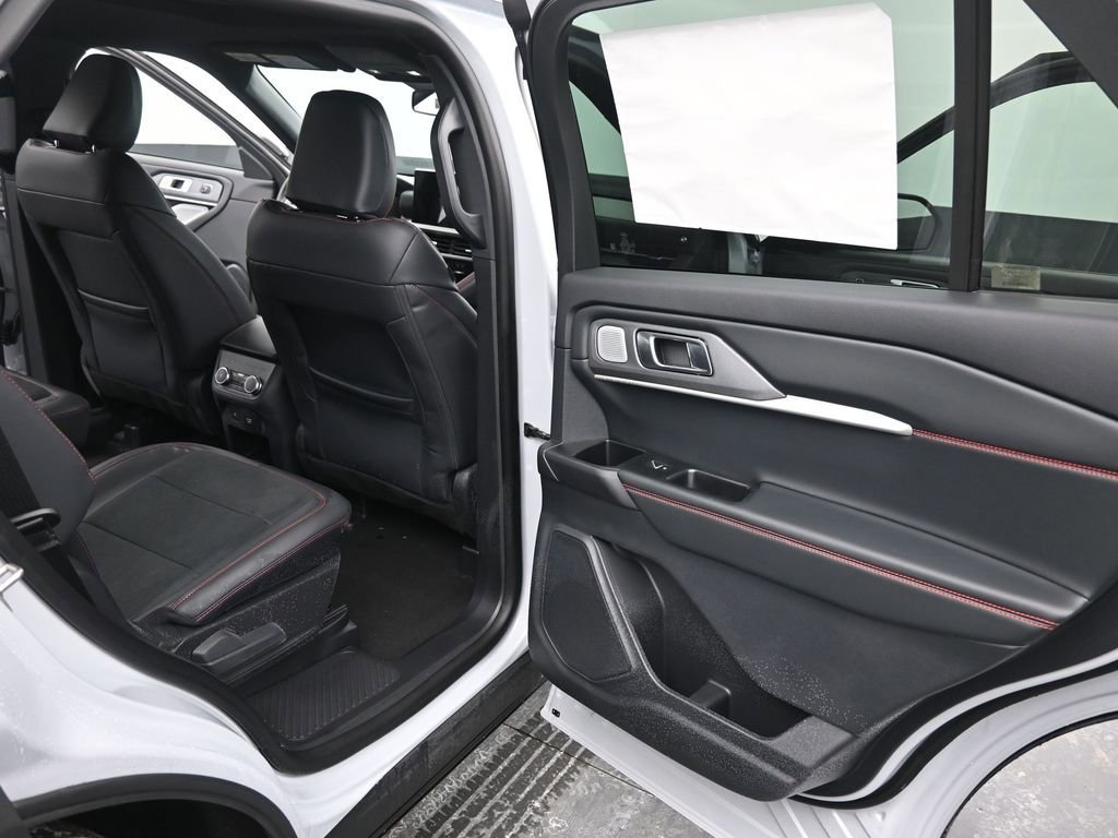 New 2026 Ford Explorer ST w/ Sun And Sound Package image 18