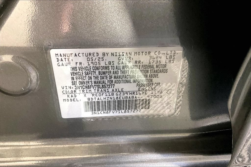 Used 2025 Nissan Versa SR w/ Trunk Package FWD image 39