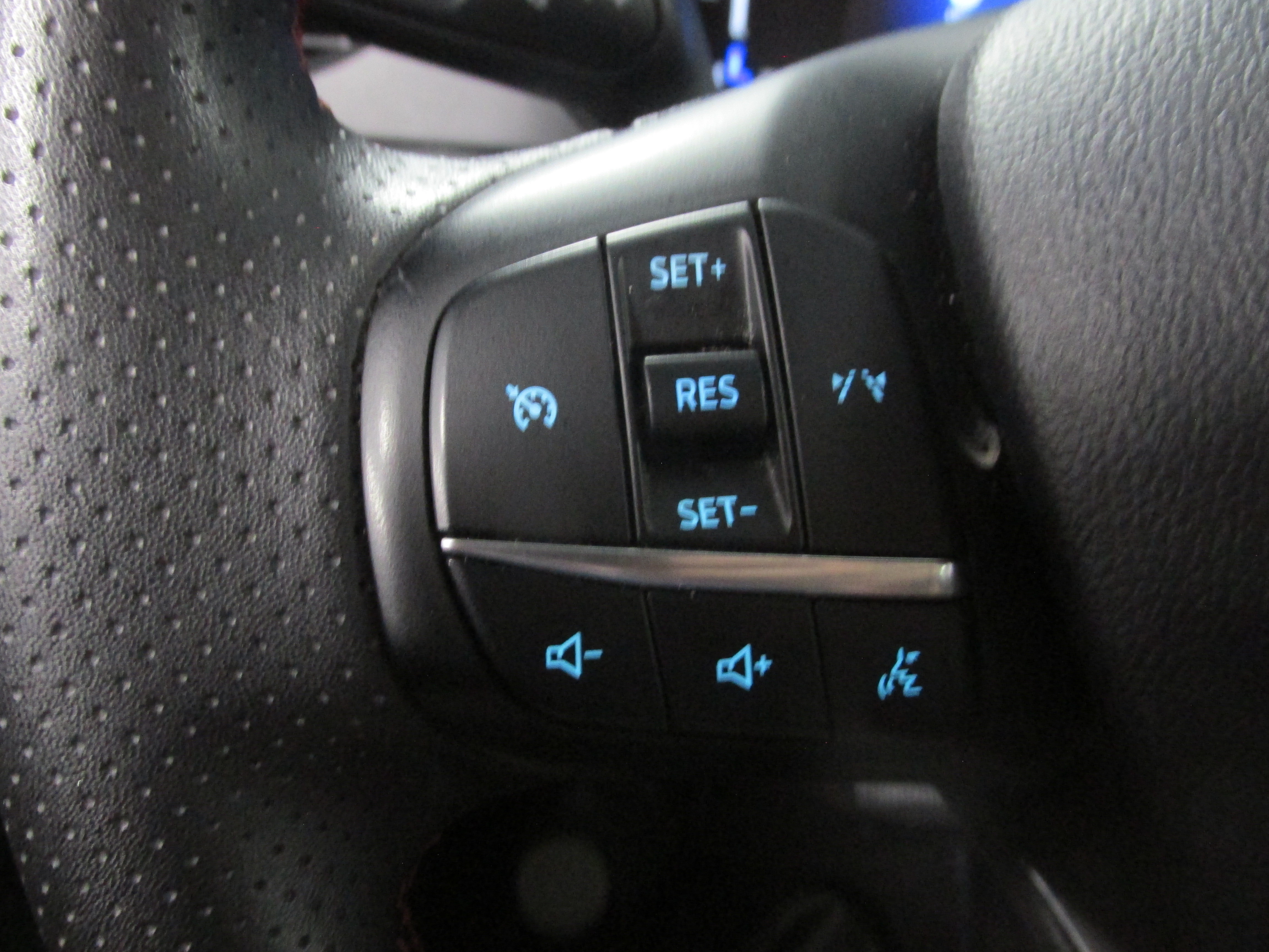 Used 2025 Ford Escape ST-Line AWD/4WD image 30