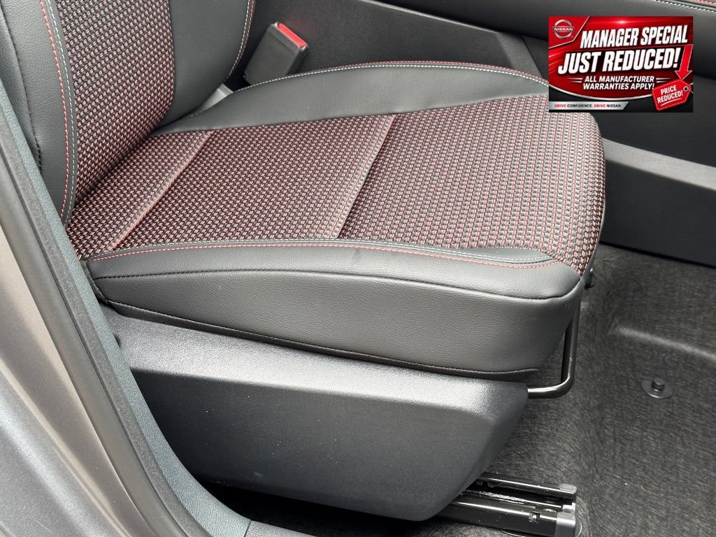 New 2025 Nissan Kicks SR w/ Interior Electronics Package AWD/4WD image 10