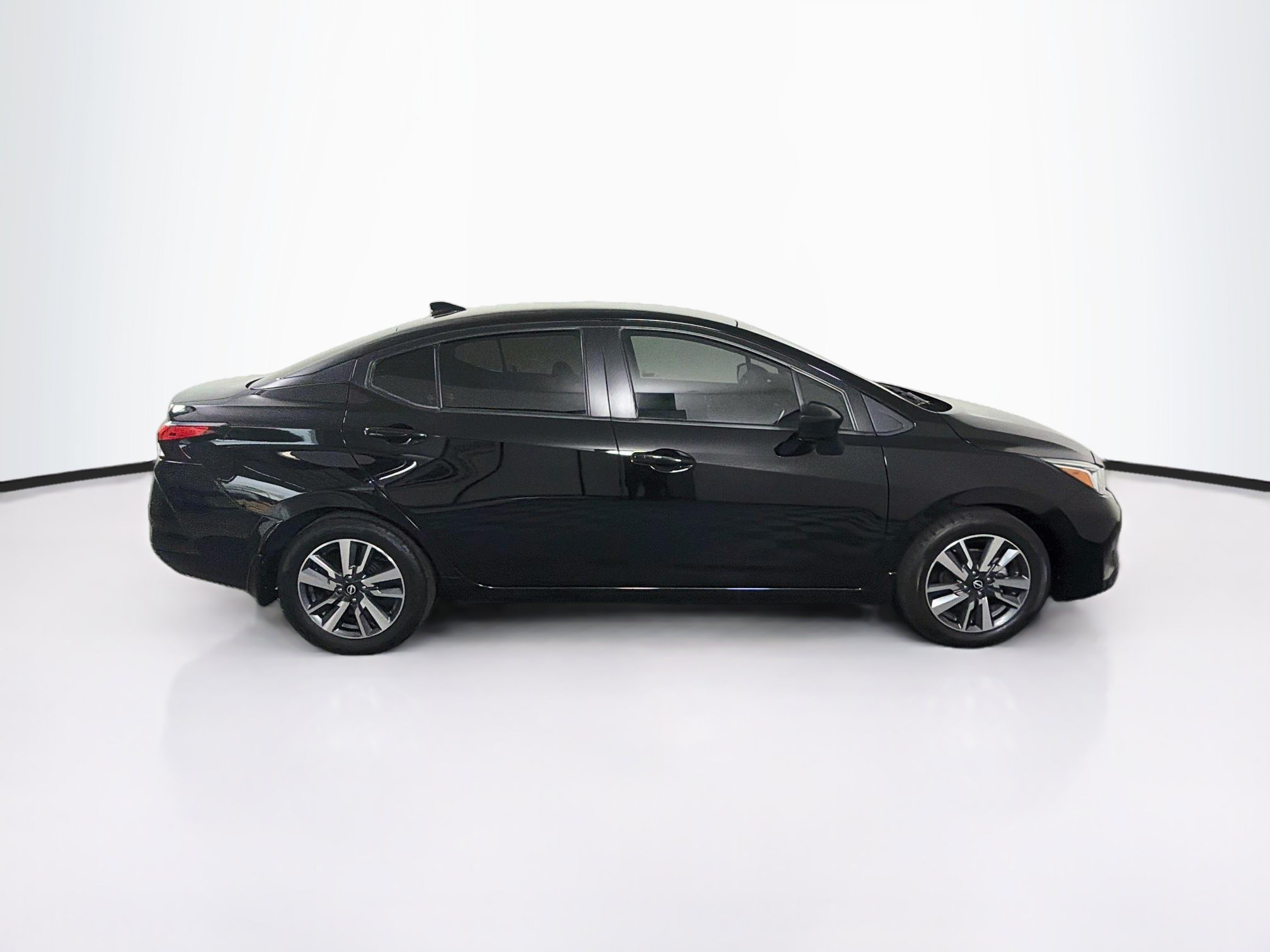 Used 2024 Nissan Versa SV w/ Trunk Package FWD image 10