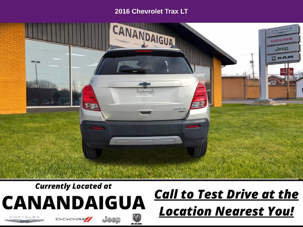 Used 2016 Chevrolet Trax LT w/ LT Convenience Package AWD/4WD image 9