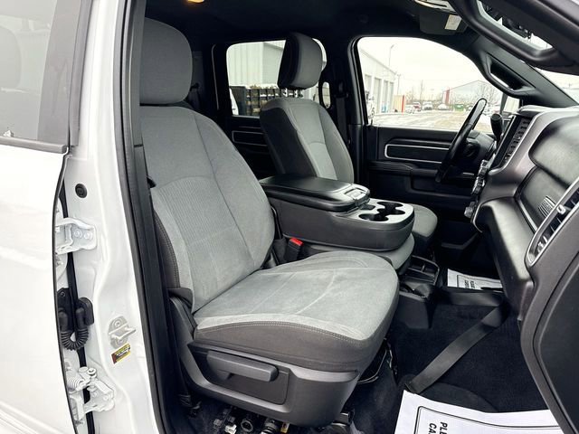 Used 2024 RAM 3500 Big Horn image 24