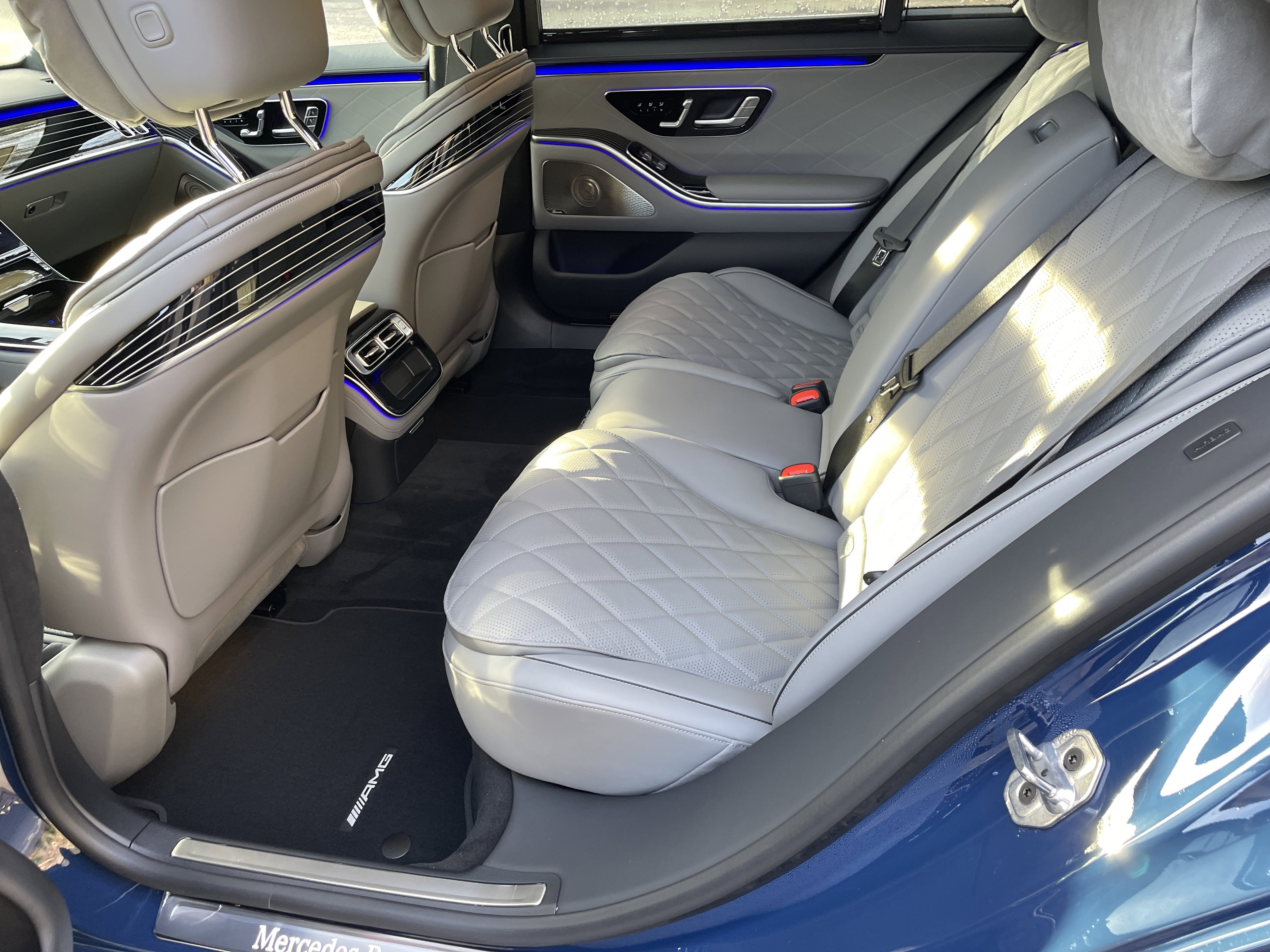 New 2026 Mercedes-Benz S 580 4MATIC Sedan image 34