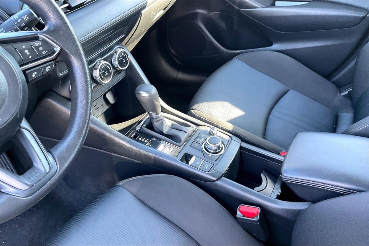 Used 2019 MAZDA CX-3 Sport w/ Sport I-ACTIVSENSE Package FWD image 15