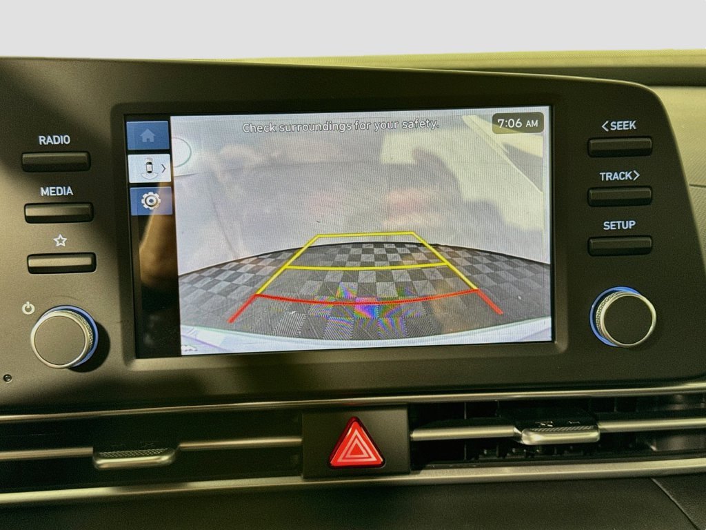 New 2026 Hyundai Elantra SE FWD image 22