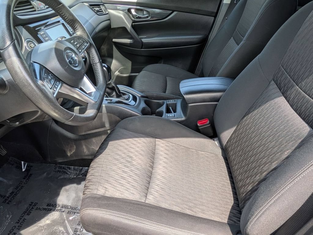 Used 2020 Nissan Rogue SV AWD/4WD image 12