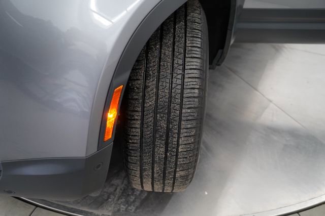 Used 2024 Land Rover Defender 110 S image 6