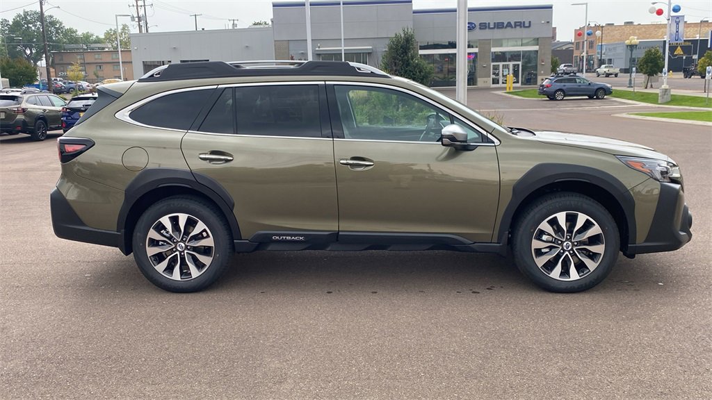 New 2025 Subaru Outback Touring XT image 4
