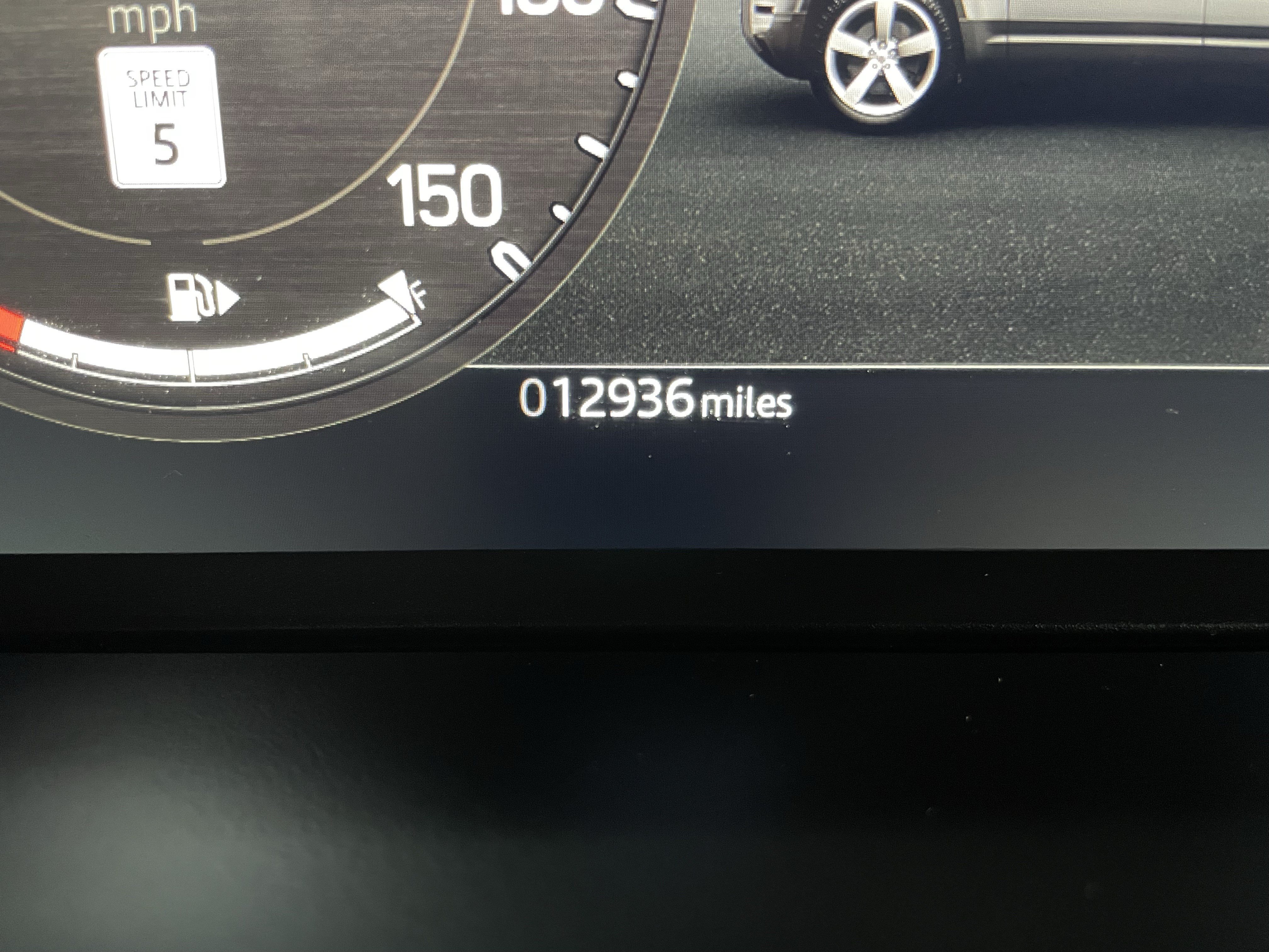 Used 2025 Land Rover Defender 110 S AWD/4WD image 25