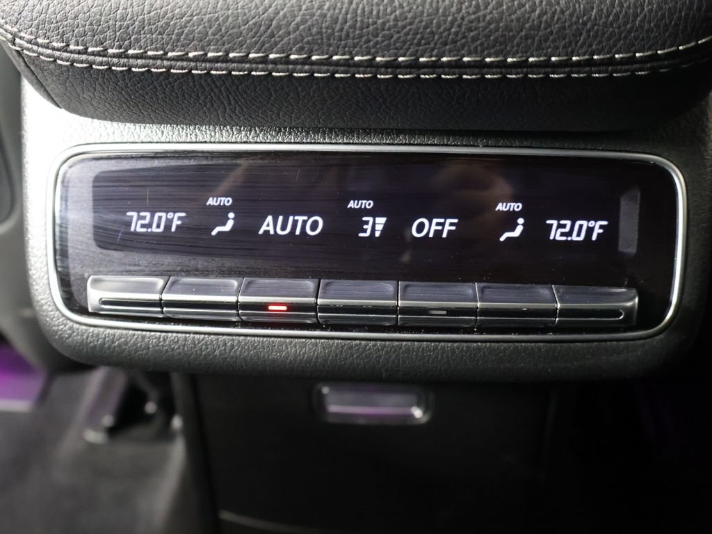 Used 2025 Mercedes-Benz GLS 450 4MATIC w/ AMG Line Exterior image 64