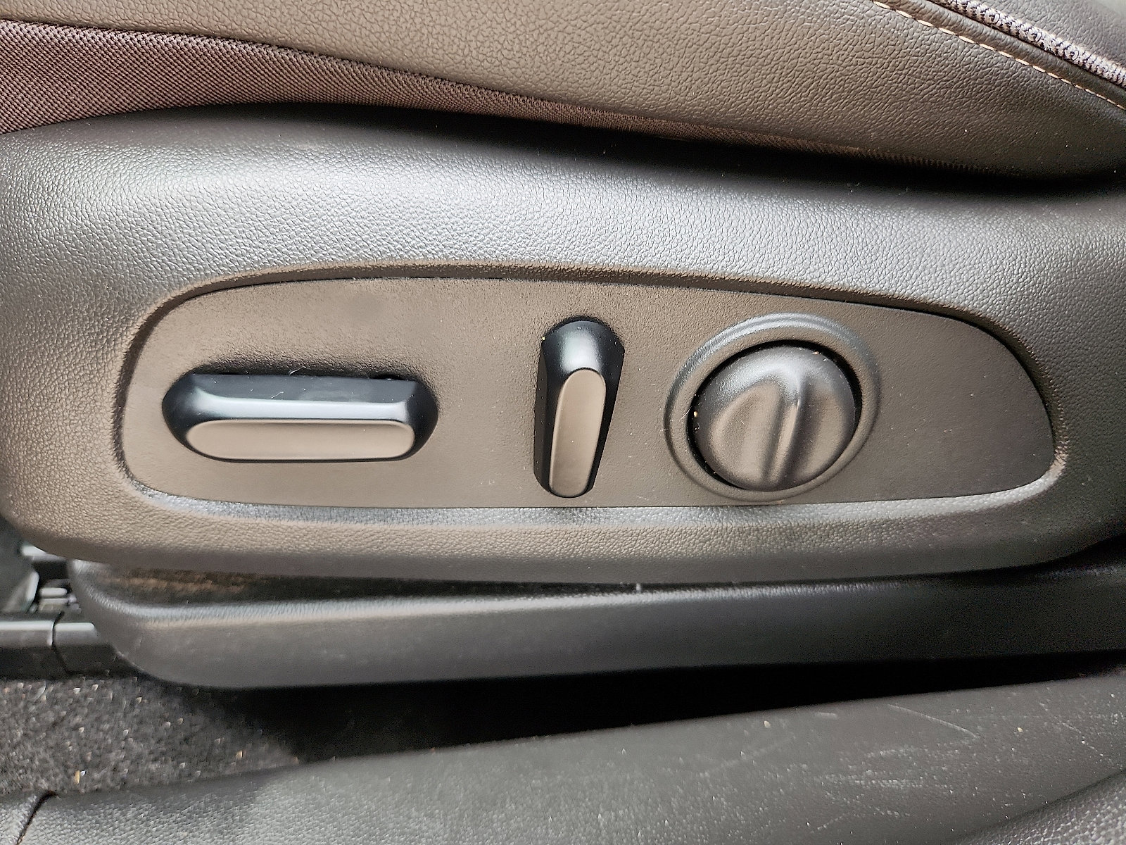 Used 2024 Buick Encore GX Preferred w/ Comfort Package image 12