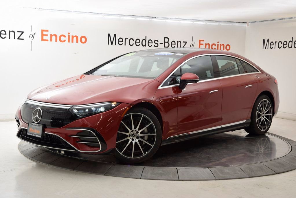 Used 2023 Mercedes-Benz EQS 580 4MATIC Sedan image 2