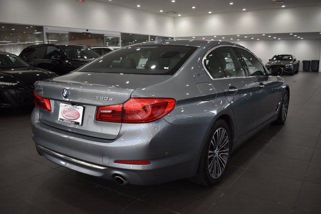 Used 2018 BMW 530e xDrive AWD/4WD image 7