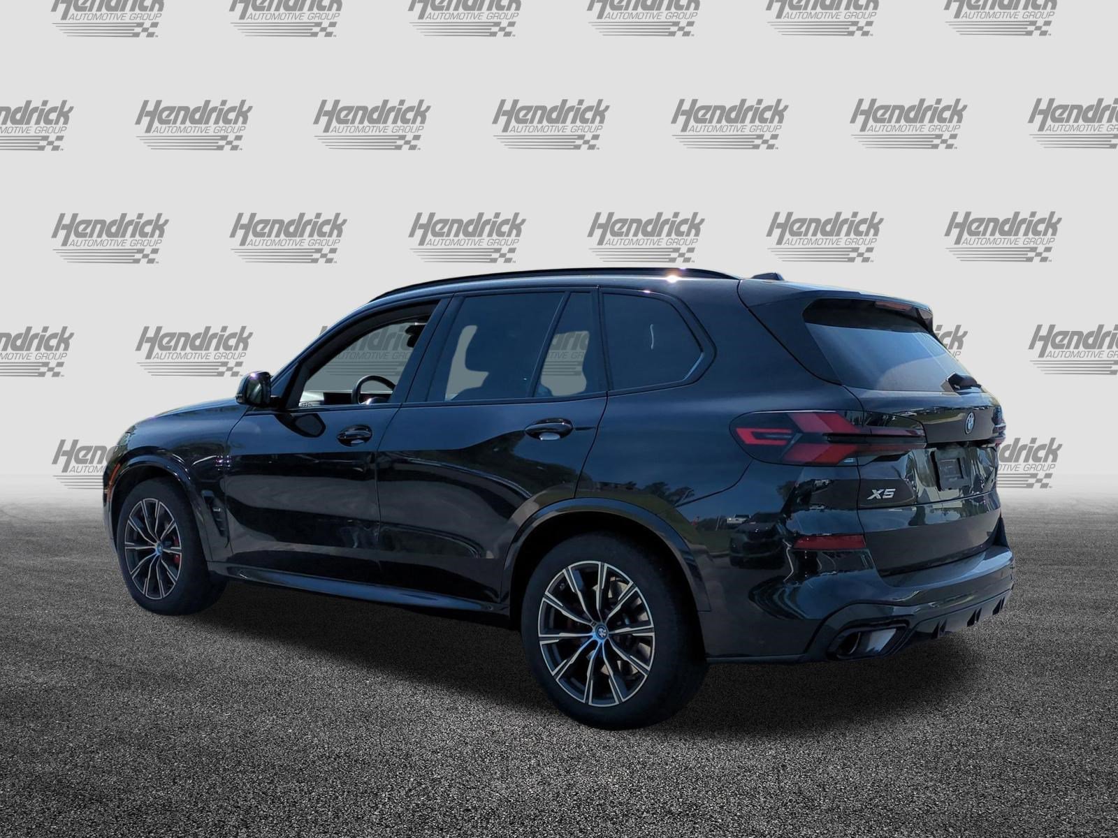 Certified 2024 BMW X5 xDrive50e w/ M Sport Package image 8