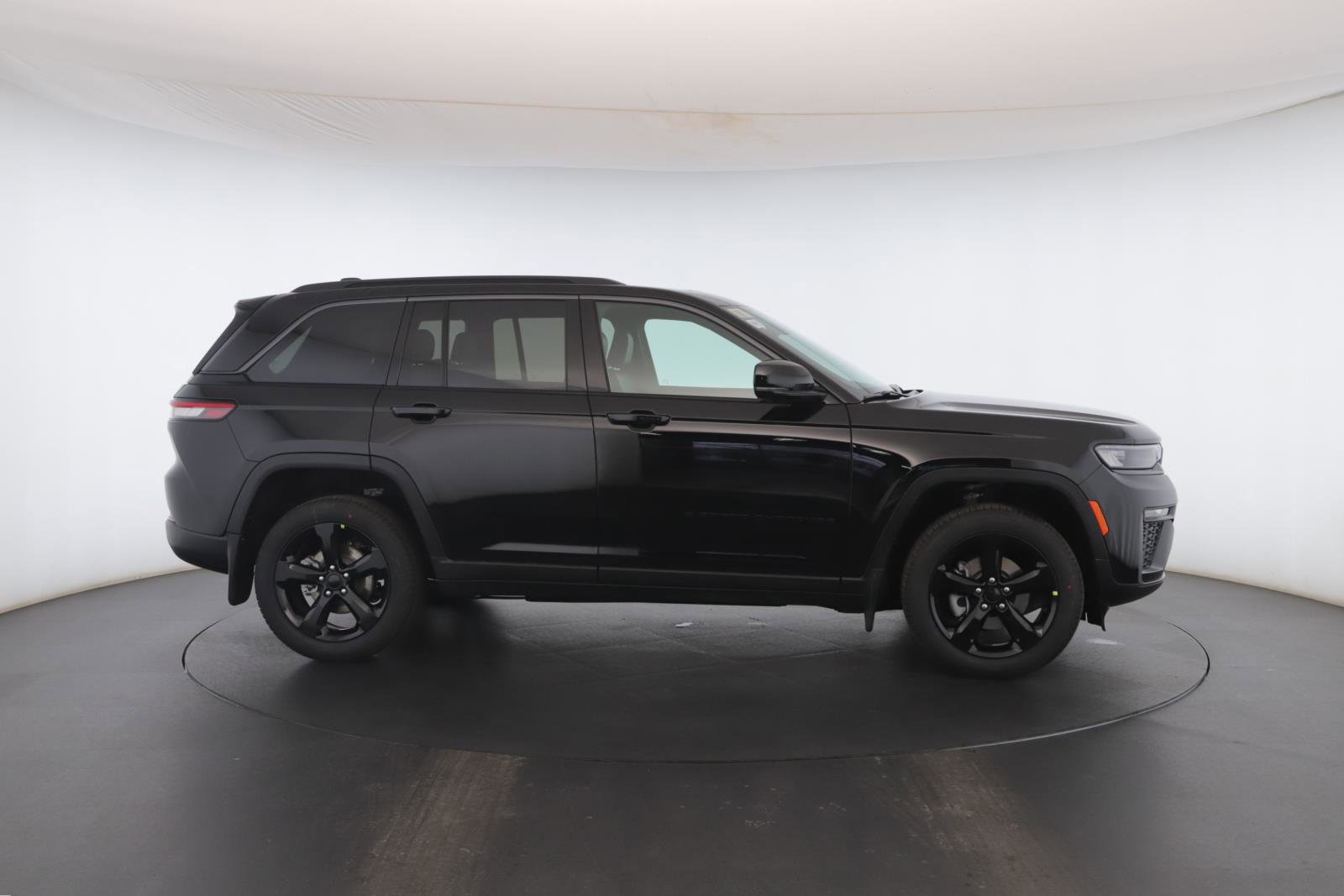 New 2026 Jeep Grand Cherokee Limited w/ Limited Altitude Package image 20