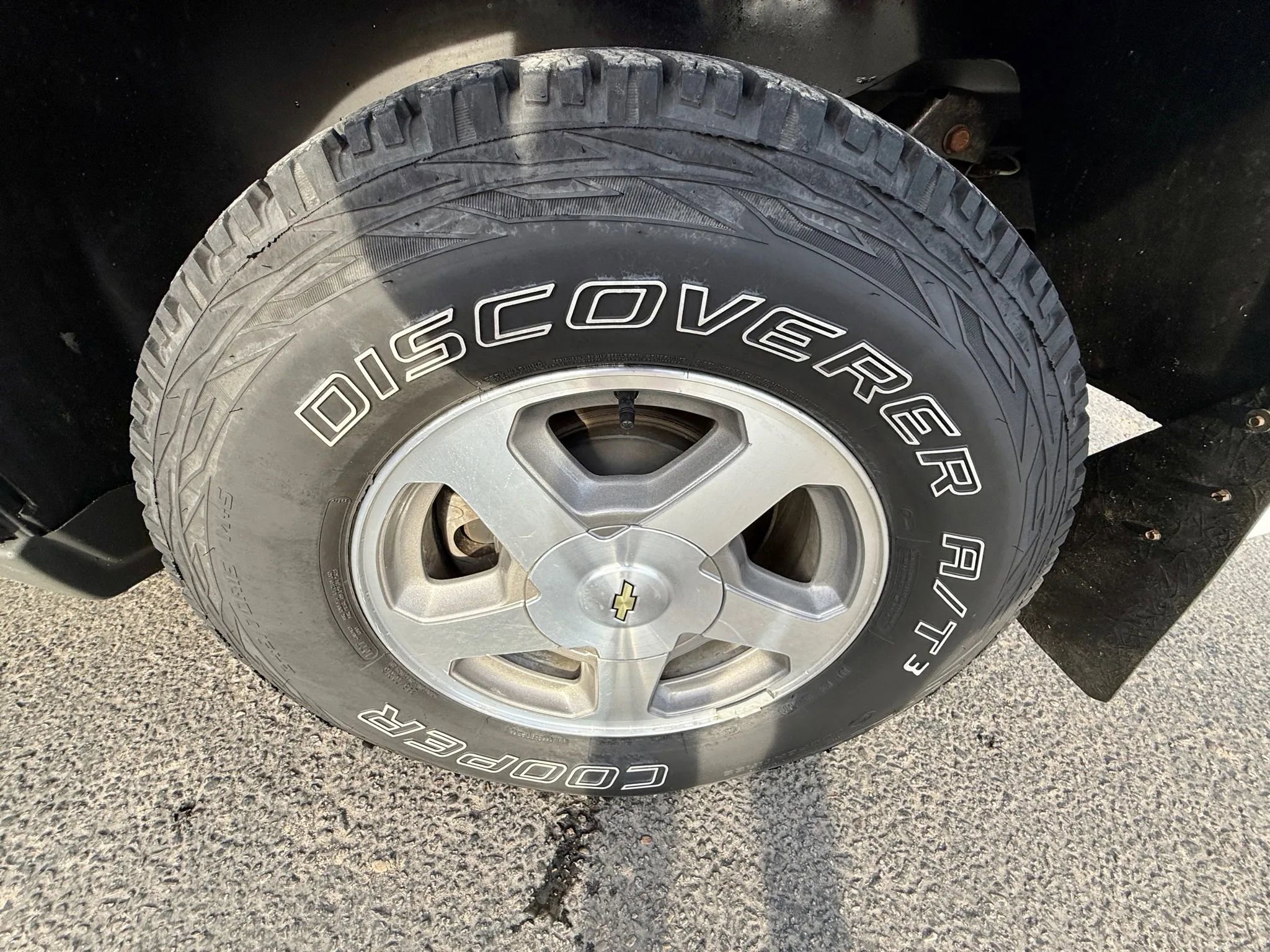 Used 2003 Chevrolet TrailBlazer LS w/ Preferred Equipment Group image 19