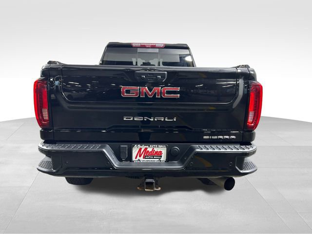 Used 2022 GMC Sierra 2500 Denali w/ Denali Black Diamond Edition image 6