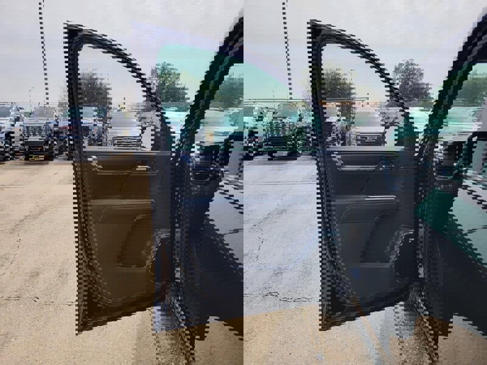 New 2026 GMC Acadia Elevation w/ Black Edition image 12