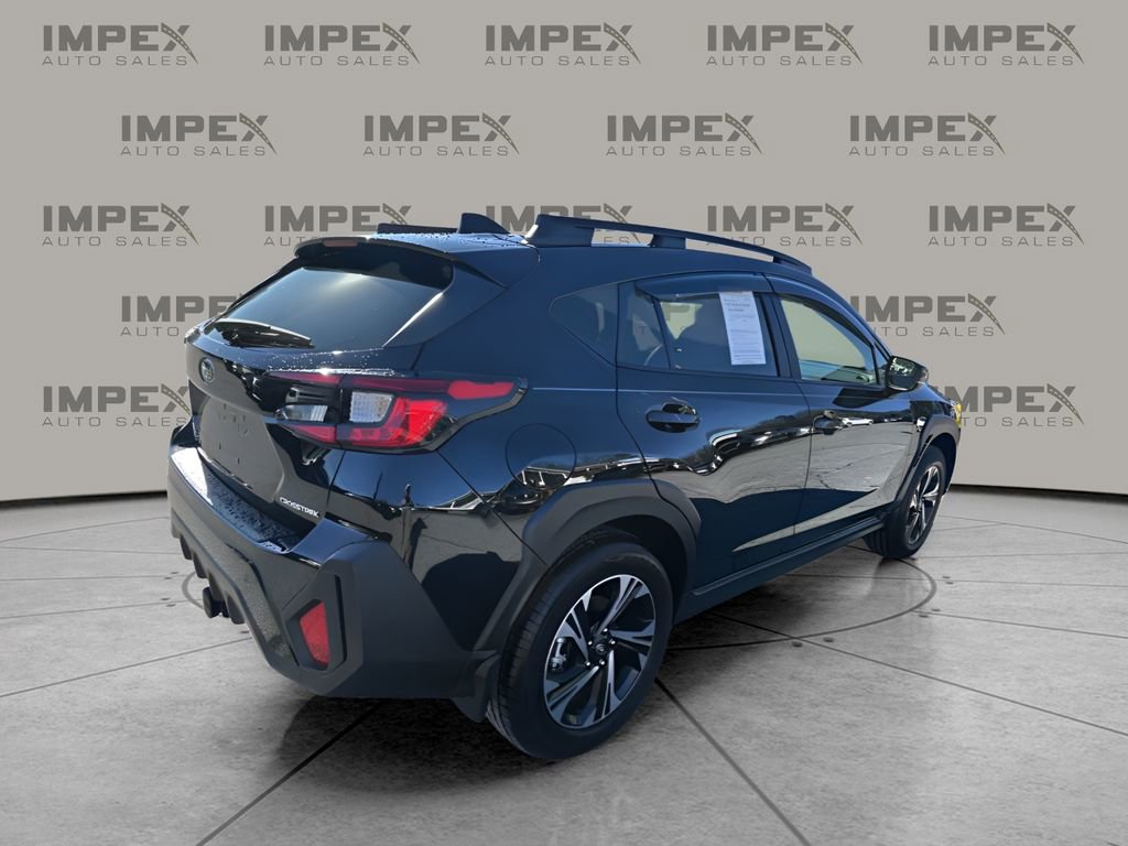 Used 2024 Subaru Crosstrek 2.0i Premium image 5