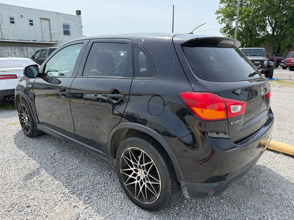 Used 2016 Mitsubishi Outlander Sport ES FWD image 7