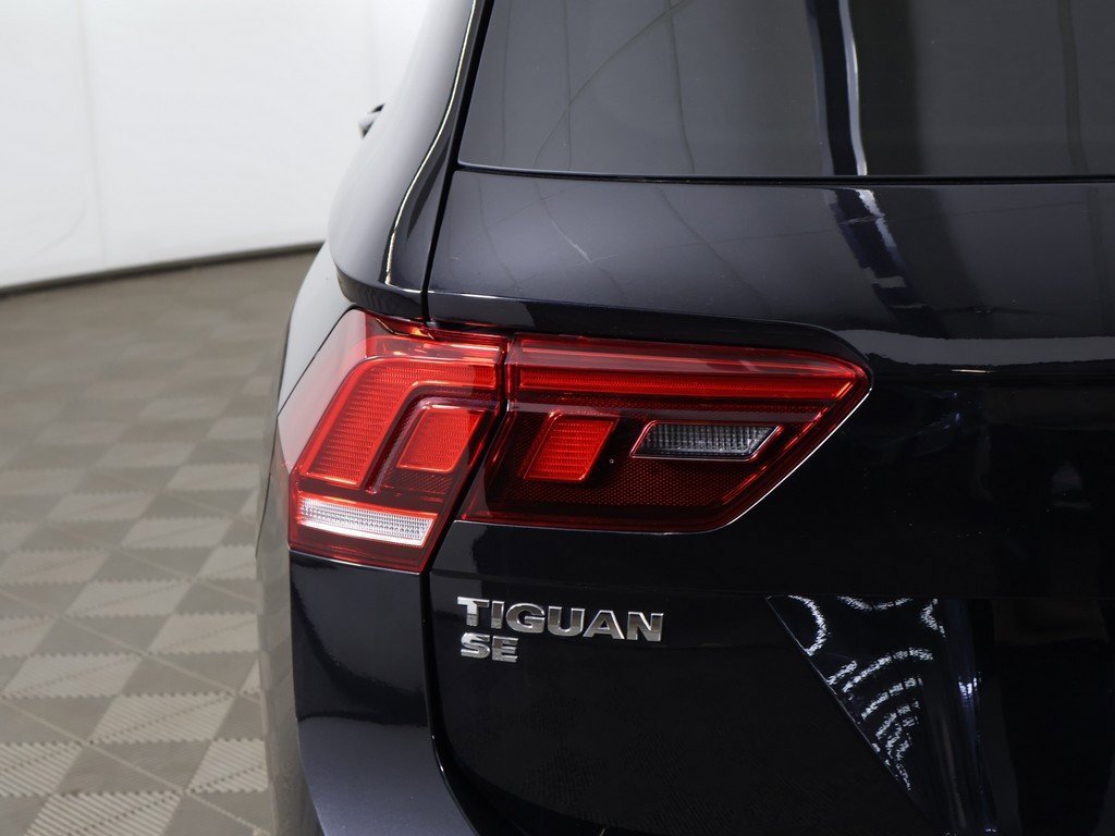 Used 2020 Volkswagen Tiguan SE image 14