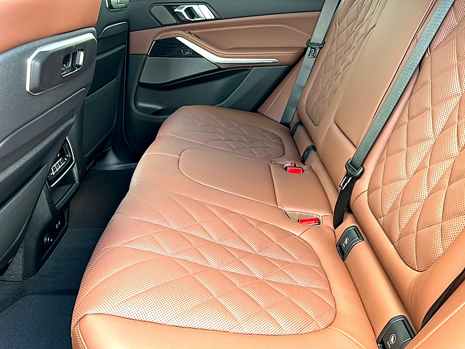 New 2026 BMW X5 sDrive40i w/ Executive Package RWD image 16