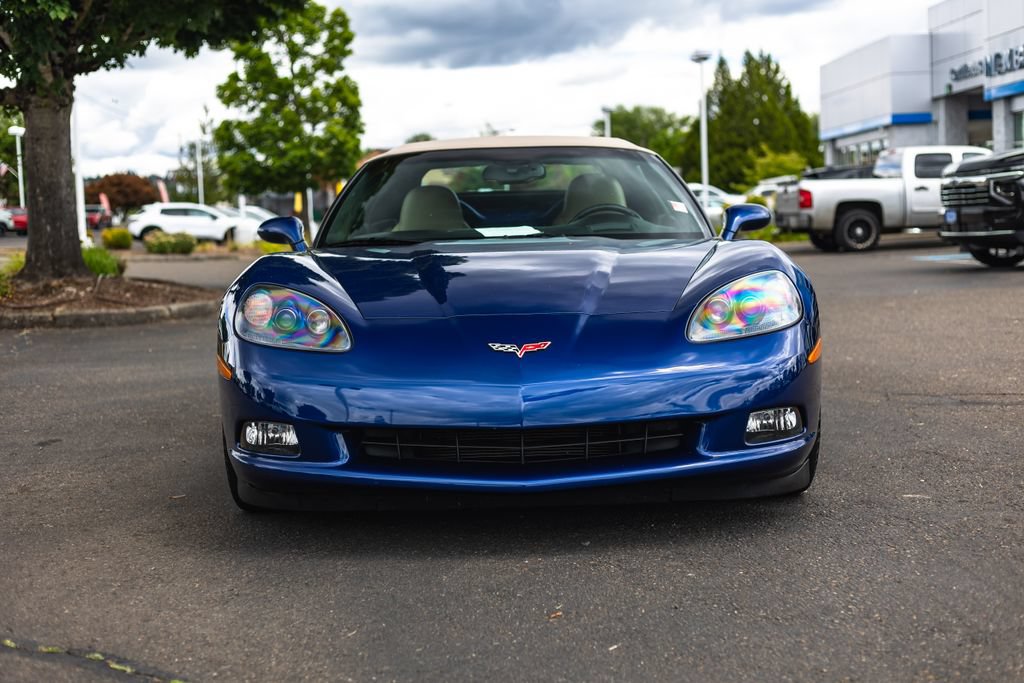 Used 2005 Chevrolet Corvette Convertible w/ Preferred Equipment Group RWD image 5