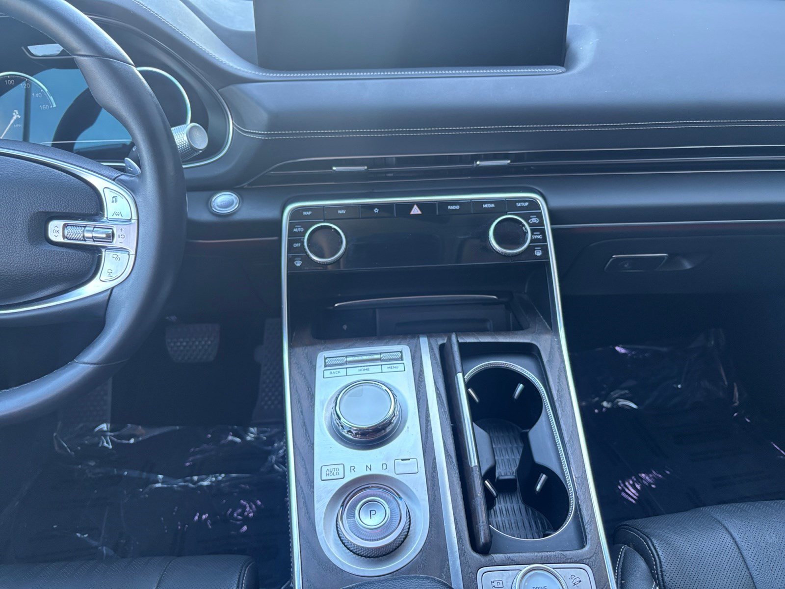 Used 2023 Genesis GV80 2.5T w/ Prestige 20" Package image 11