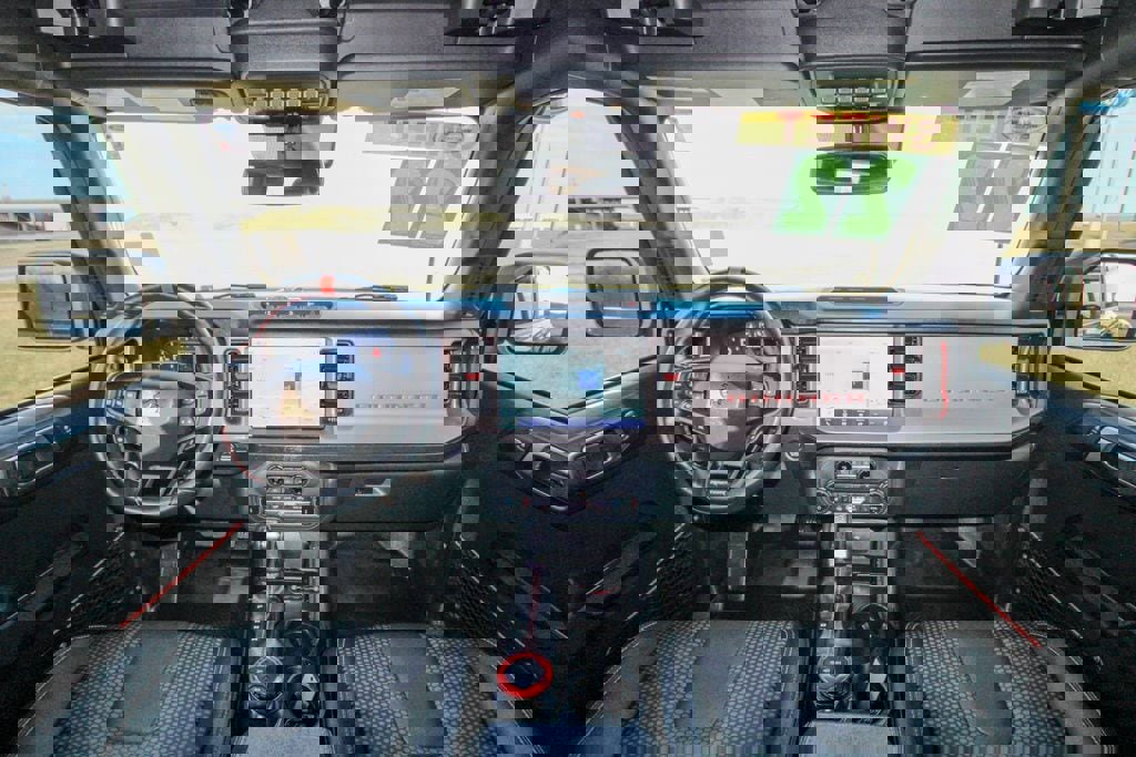 Used 2022 Ford Bronco Raptor image 11